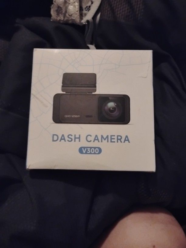Dash Camera V300