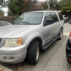 2003 Ford Expedition 