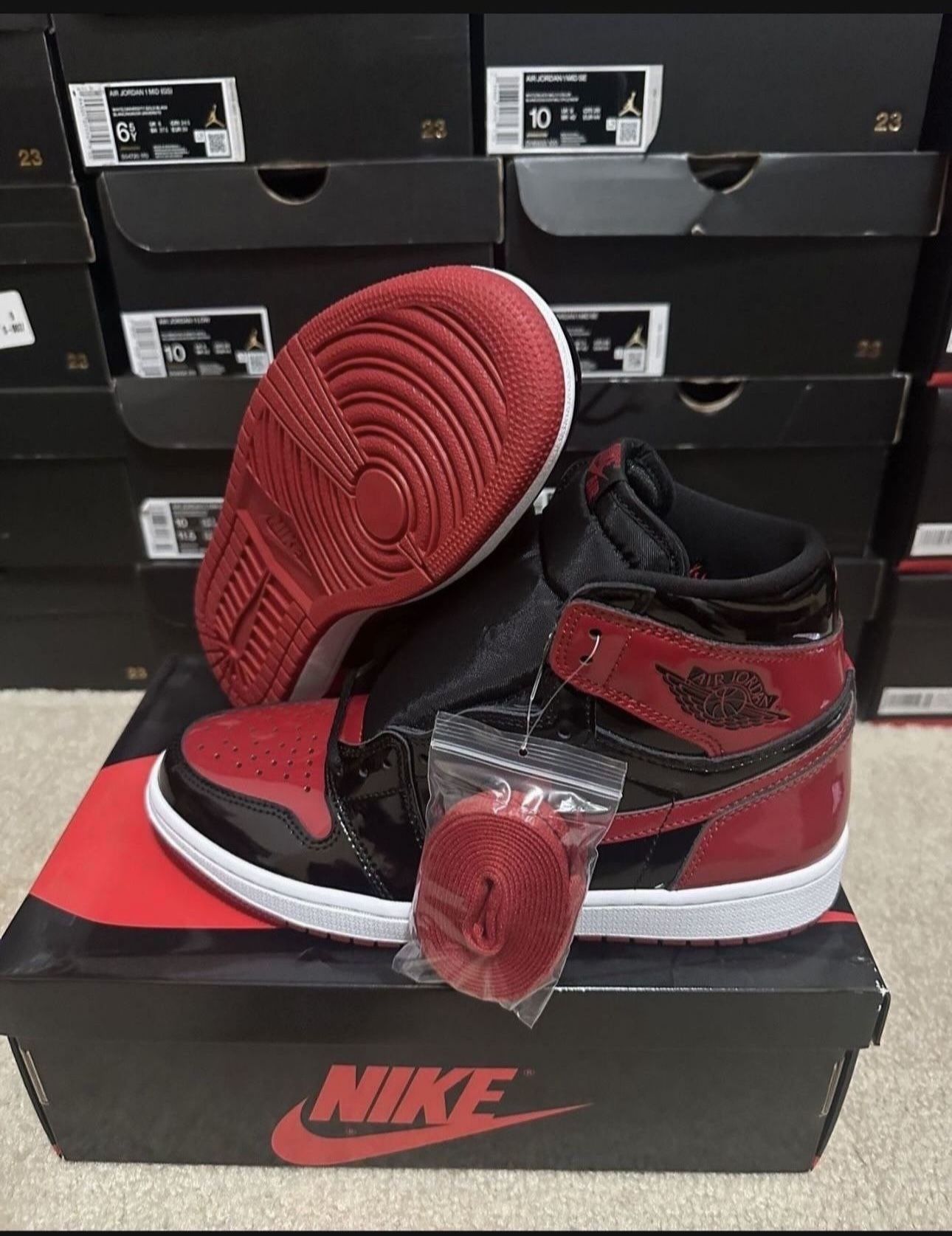 Air Jordan 1 Retro High OG - Patent Leather Bred  555088-063 Size 9 Brand New