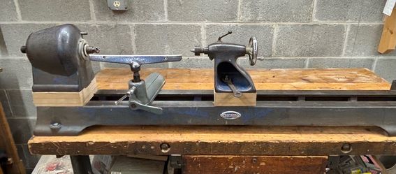 Vintage 1940s Craftsman wood lathe