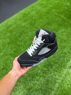 Air Jordan 5 Retro OG 'Black Metallic Reimagined'