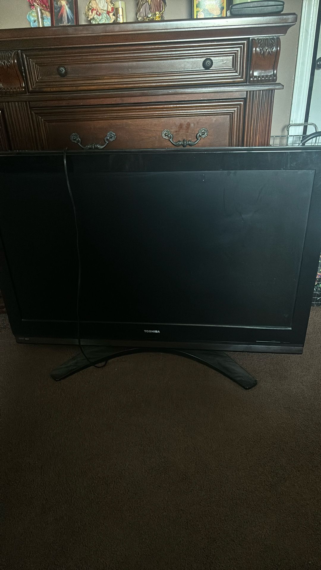42” TV. 