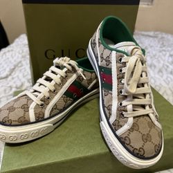 WOMEN'S GUCCI TENNIS 1977 SNEAKER