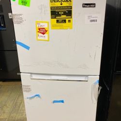 Magic Chef Fridge