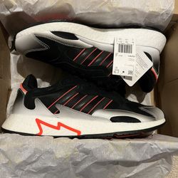 Adidas TRESC RUN Men Shoes Size 9 (((BRAND NEW)))