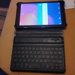 Mini 8 In Tablet & Keyboard