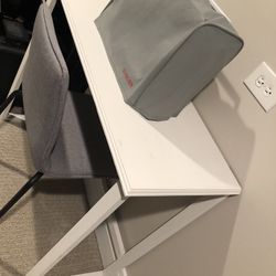 WHITE DESK