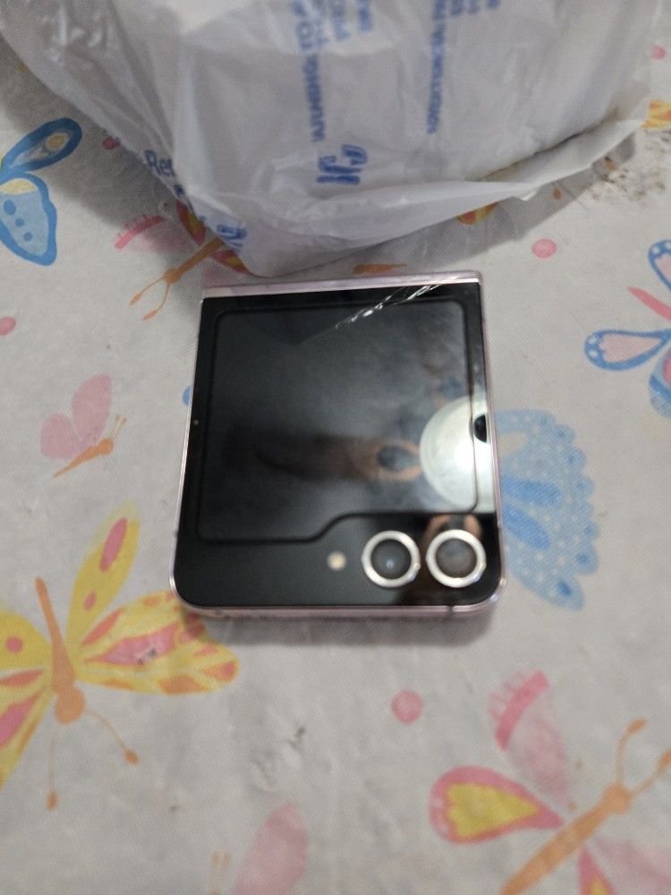 Samsung Galaxy Z Flip 5 5G Send Offers