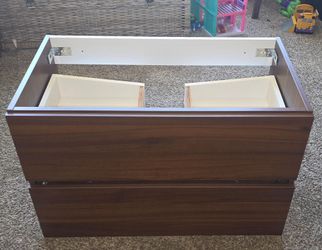 Wall mounted bathroom vanity
