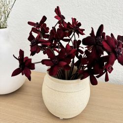 Maroon Flower Vase Accent 