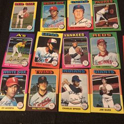 Baseball Cards 1975 22cards