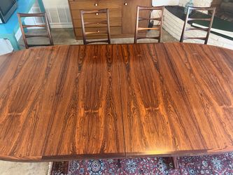 Stunning mid century rosewood danish dining table