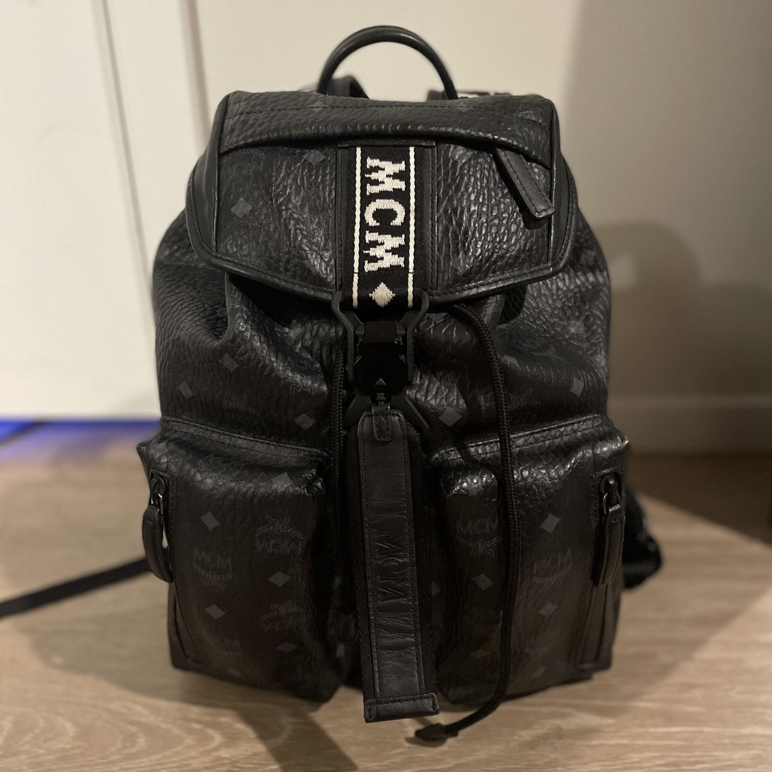 MCM: Black Leather Raymonde Backpack 