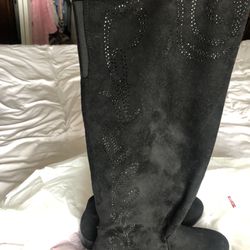 Azura Suede Boots With Crystals 