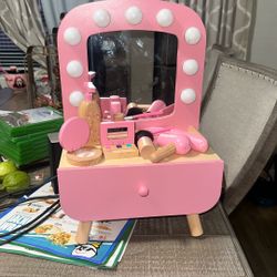 Kids Fake Wool Makeup Vanity 