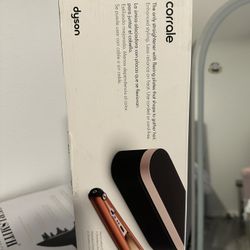 Dyson Hair Straightenenr