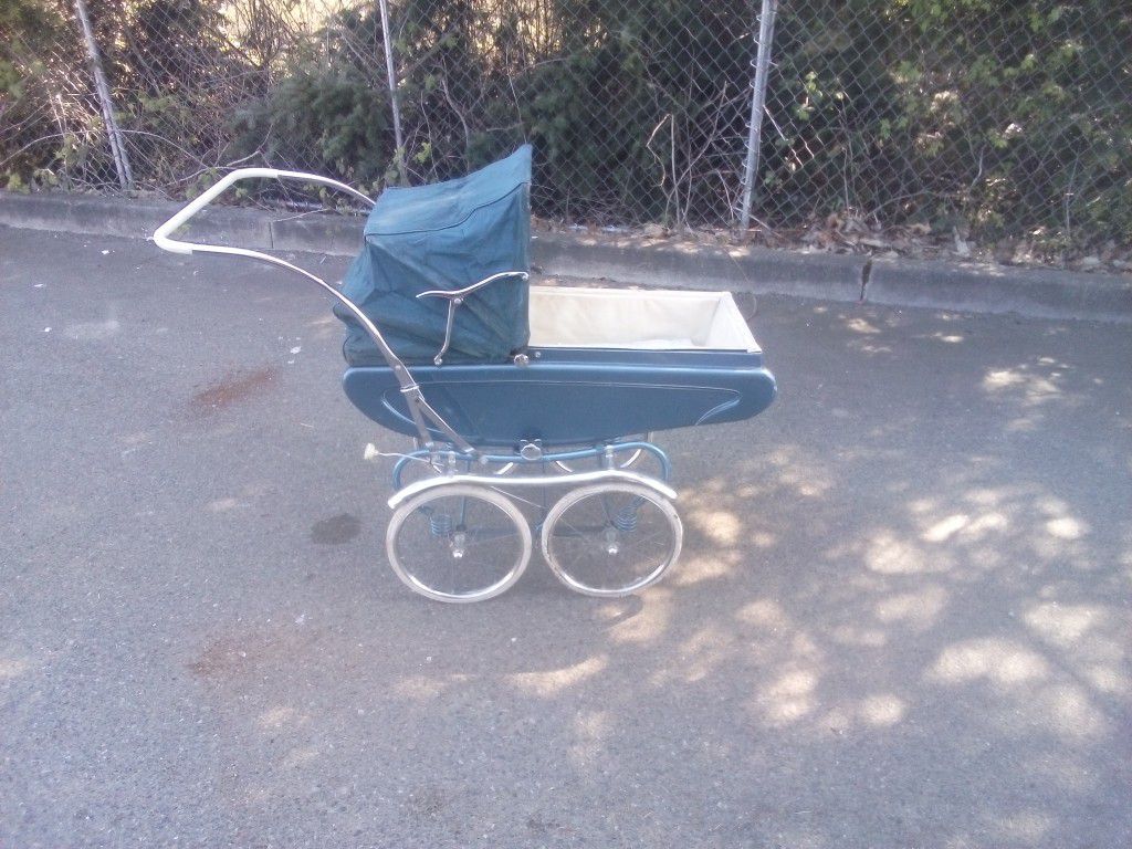 Pedigree Baby Stroller/Pram