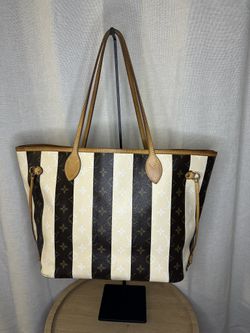 Authentic Limited Edition Louis Vuitton Raptures Bag