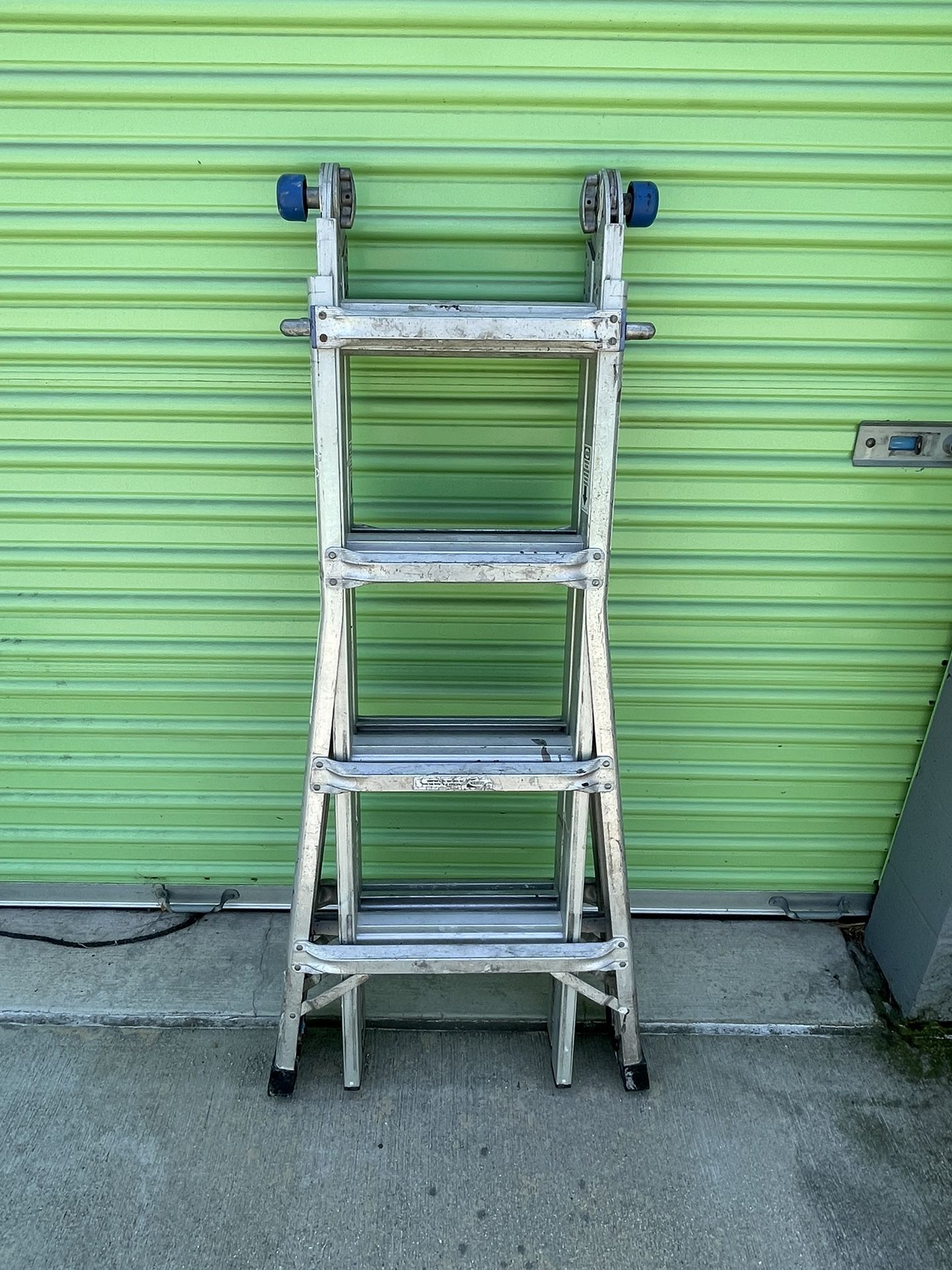 Werner 17’-18’ Reach Multipurpose Pro Folding Ladder