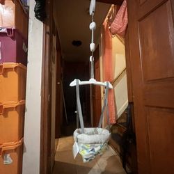 Baby swing Pick Up Only Bronx Ny