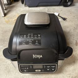 Ninja Foodi Grill AG302 Air Fryer & Indoor Grill