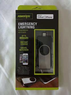 Emergency Lightning Charger Keychain 