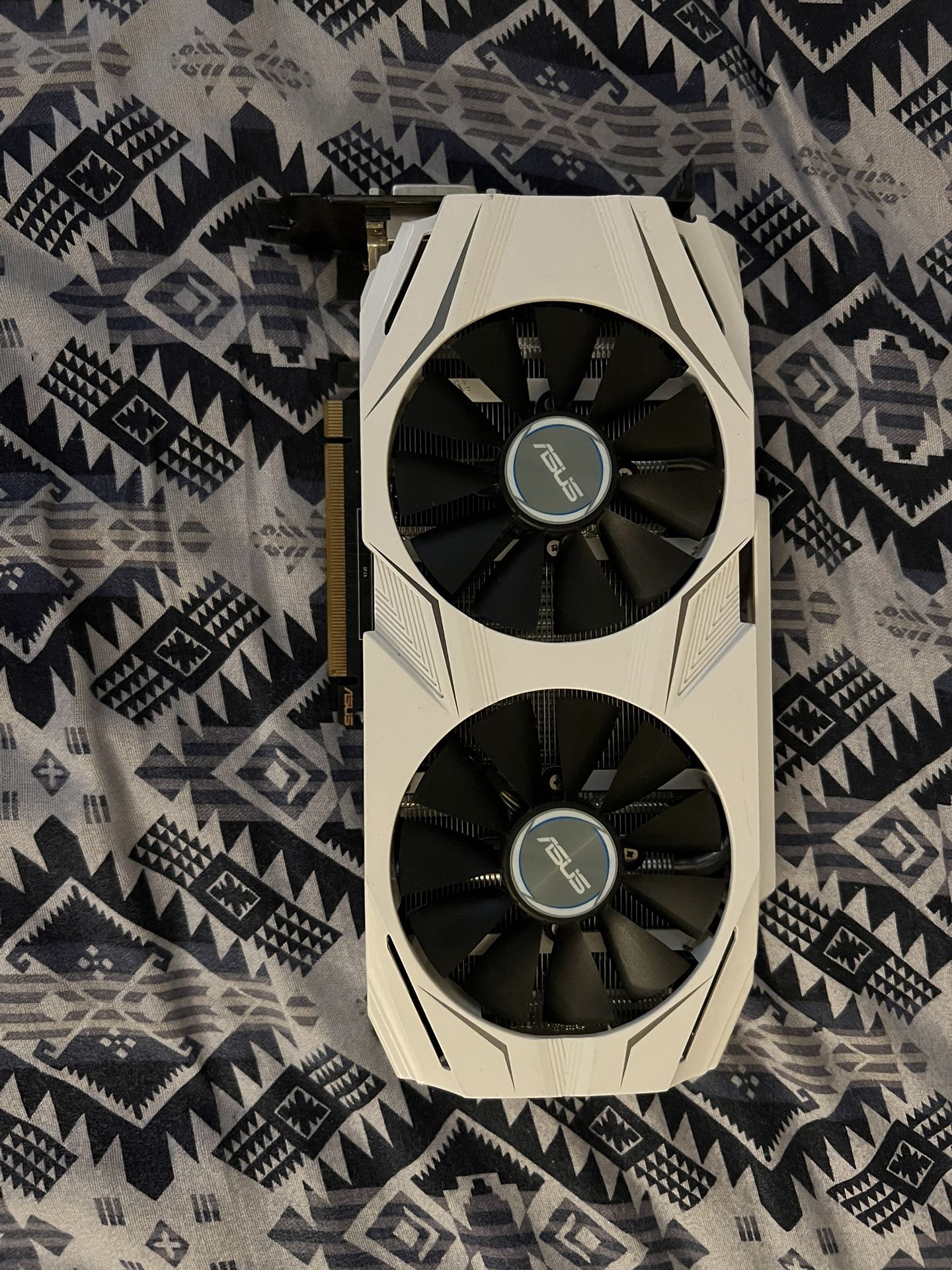 ASUS GTX 1060 3GB VRAM