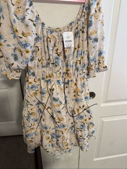 Extra large roll dress brand new with tags $10