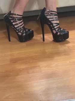Shiekh "Lina-13S" Black Gladiator Platform Stiletto Heels - Size 6.5 🎃