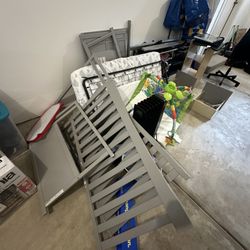Free Crib With Side Drawers/changing Table