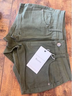 Women’s Green Short Shorts