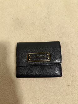 Marc by Marc Jacobs Black Leather Trifold Wallet Gold Logo