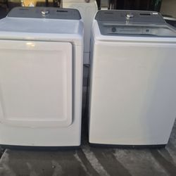 Smart Samsung Washer And Gas Dryer Set