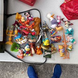 Assorted Toys And Figurines 