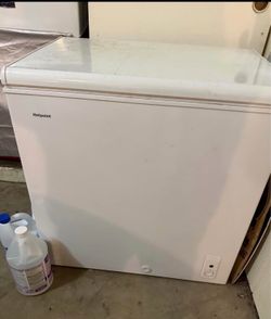 Hot point Chest Freezer