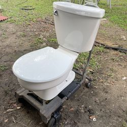 Free Midget/Toddler Toilet