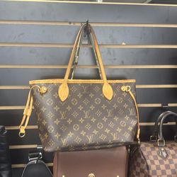 Louis Vuitton Neverfull PM