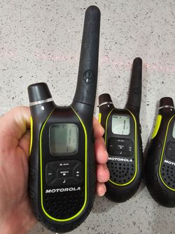 Lot of 3 Motorola Talkabout SX710 Two Way Radios