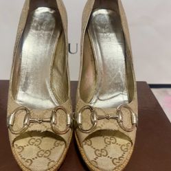 GUCCI GG/ Napa Silk New Sand Platino Like Brand New!! 100% original 