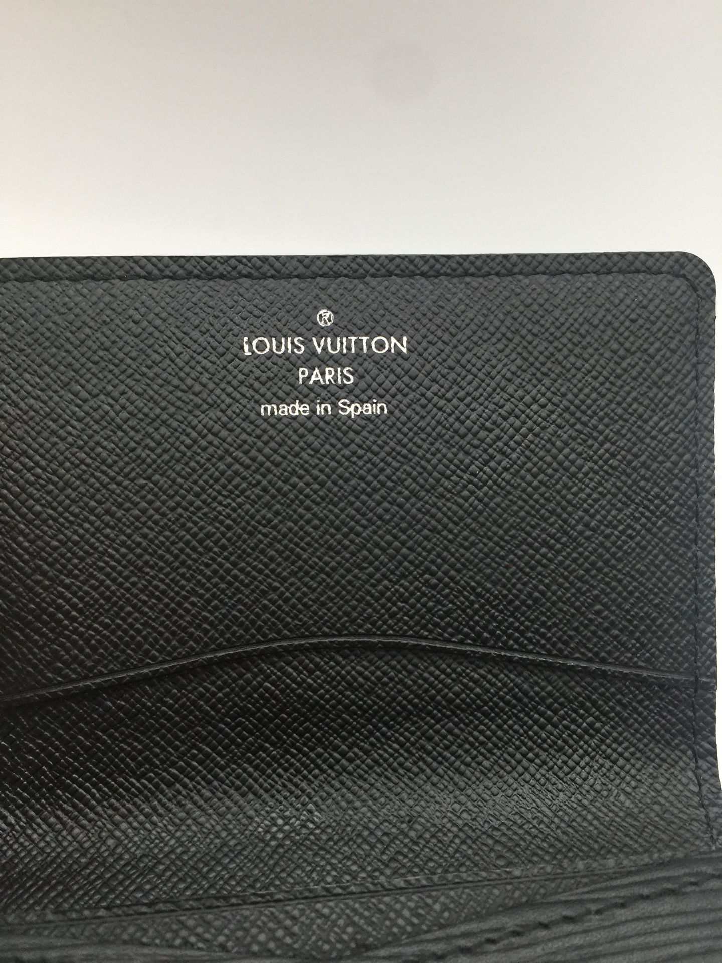 Authentic LV Card Holder for Sale in Covina, CA - OfferUp