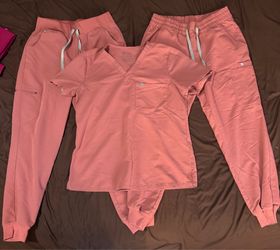 Figs Mauve Scrubs
