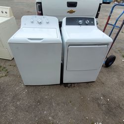 GE Washer and Gas Dryer Set