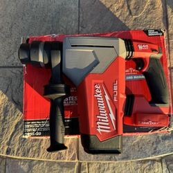 Milwaukee M18 Rotary Hammer