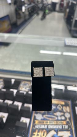 Aretes con Diamantés 10k