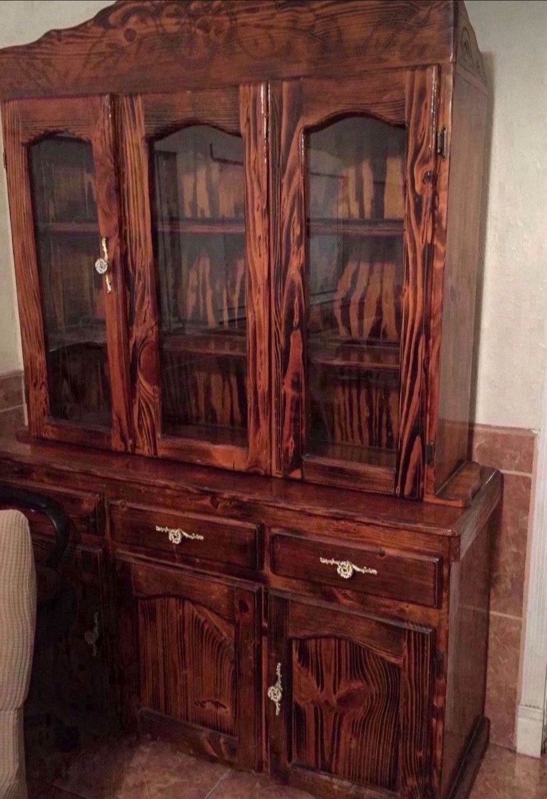 China Cabinet/Buffet