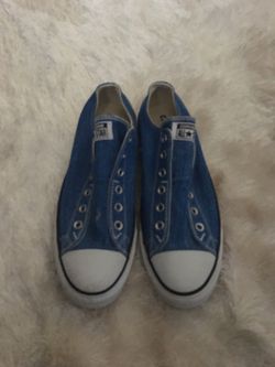 Women’s Converse, lace free slip on in royal blue. Size 10