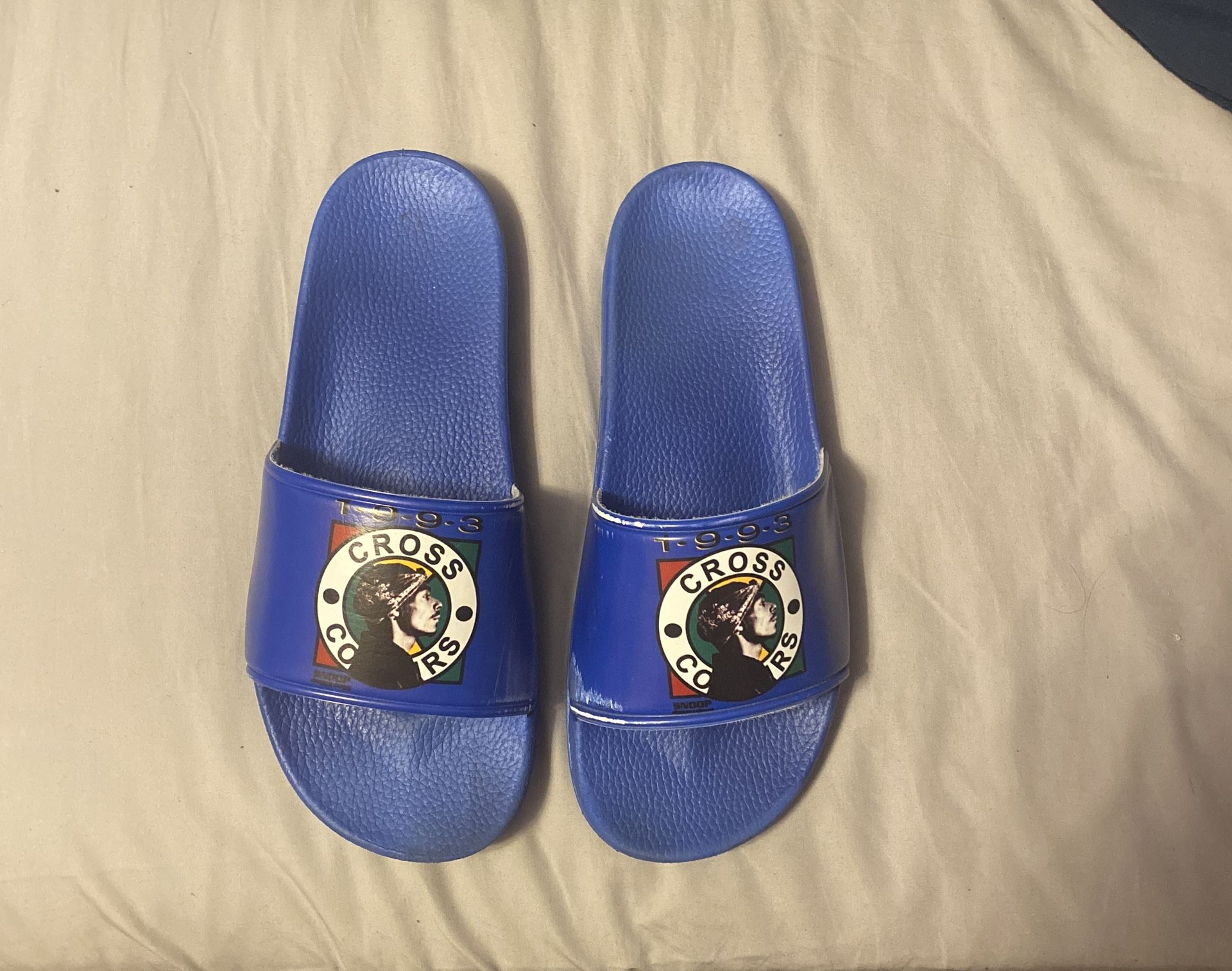 Snoop Dogg Cross Colors Slides for Sale in Bellmore, NY OfferUp