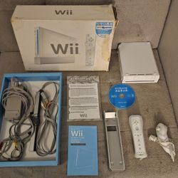 Original Nintendo Wii - Complete In Box