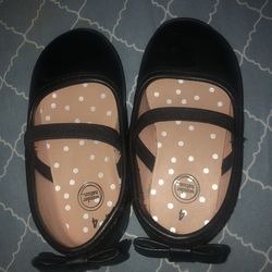 Toddler Girl shoes, Black, Size 4