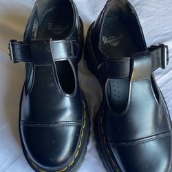 Dr. Air Wair Martens Size7